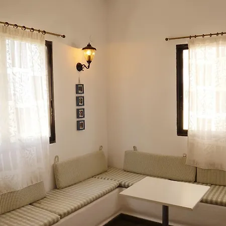 Hotel Skouna 2*